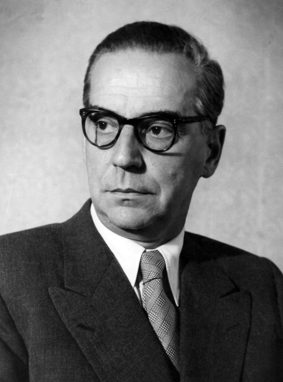 IVO ANDRIĆ Rođen je na današnji dan 9. listopada 1892. godine